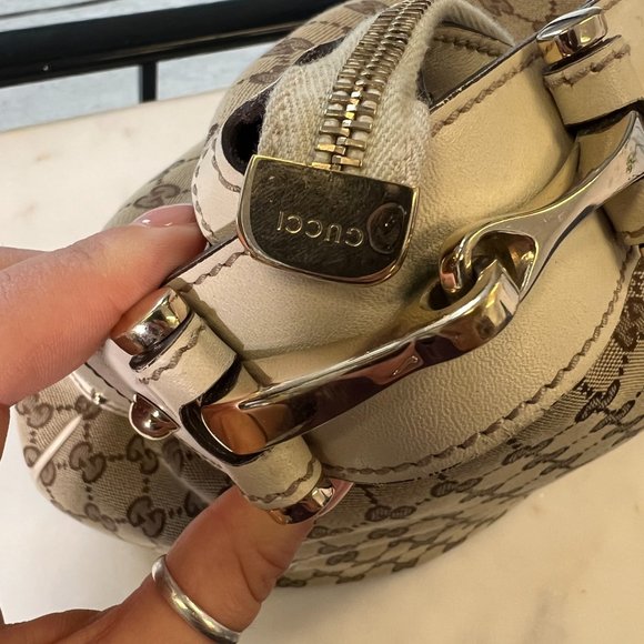 Gucci GG Supreme Canvas/White Leather Pelham Tote - Picture 6 of 9